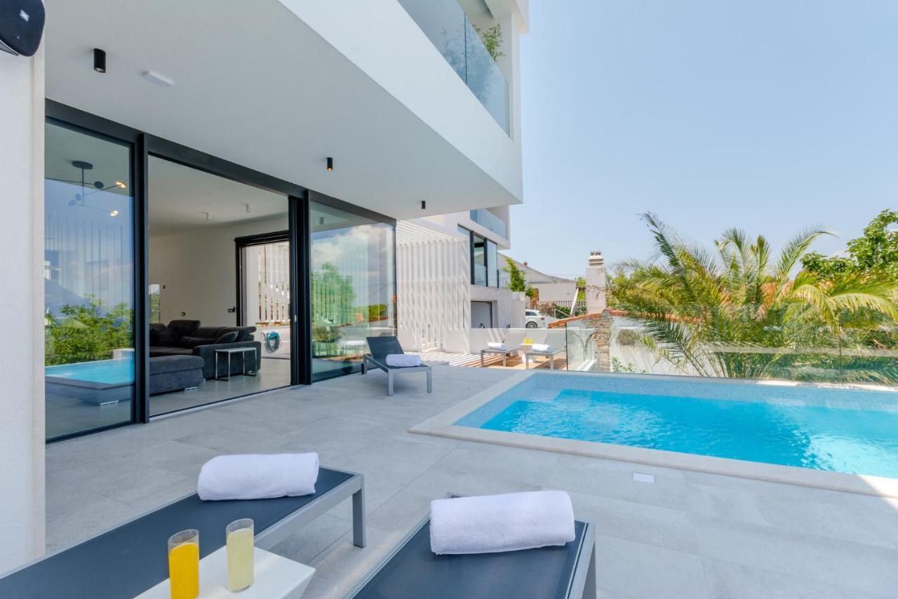 Villa Vitae & Villa Pax 수티반 외부 사진